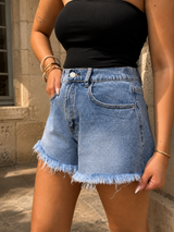 Short Julie ( C )